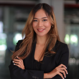 Carolina M., Real Estate Agent