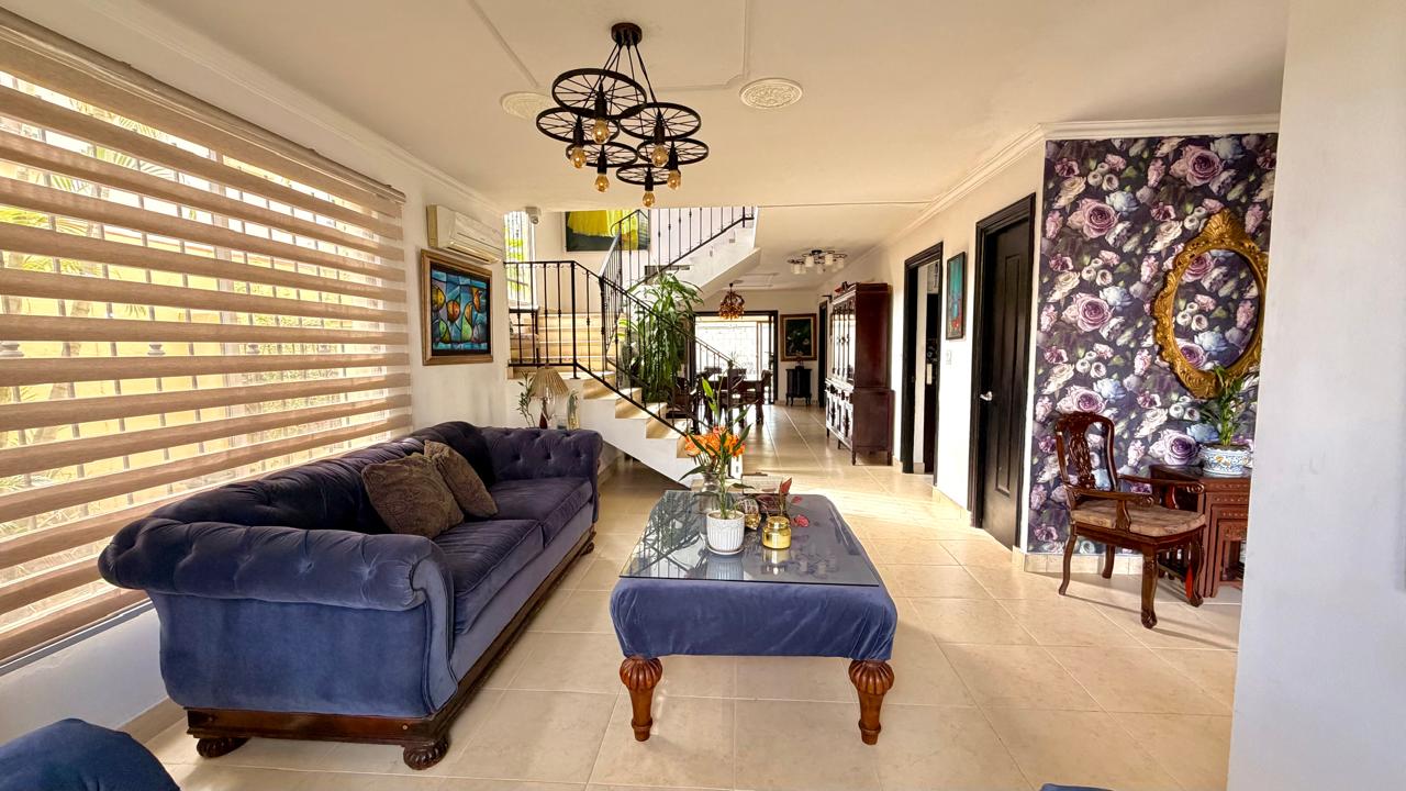 Propiedad en condado del rey, resdidencial paseo dorado