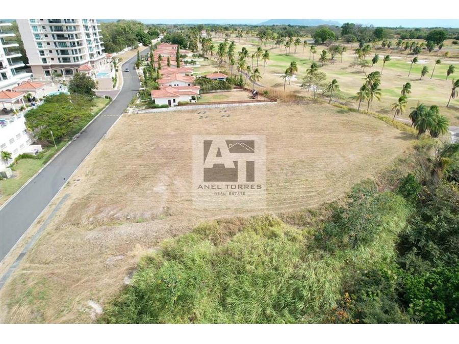 Land at San Carlos
