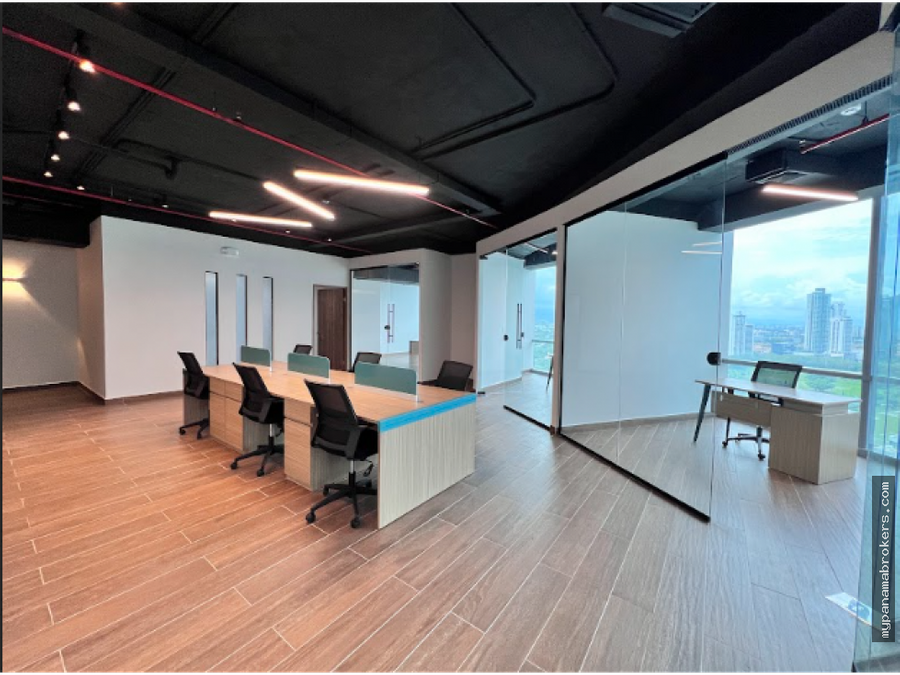 Office at Panamá