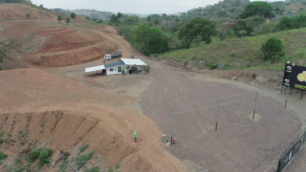 Property at carreta a 6km de playa venao