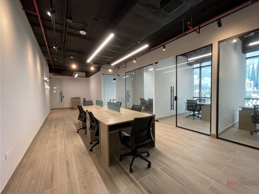 Office at PH Tower Financial Center