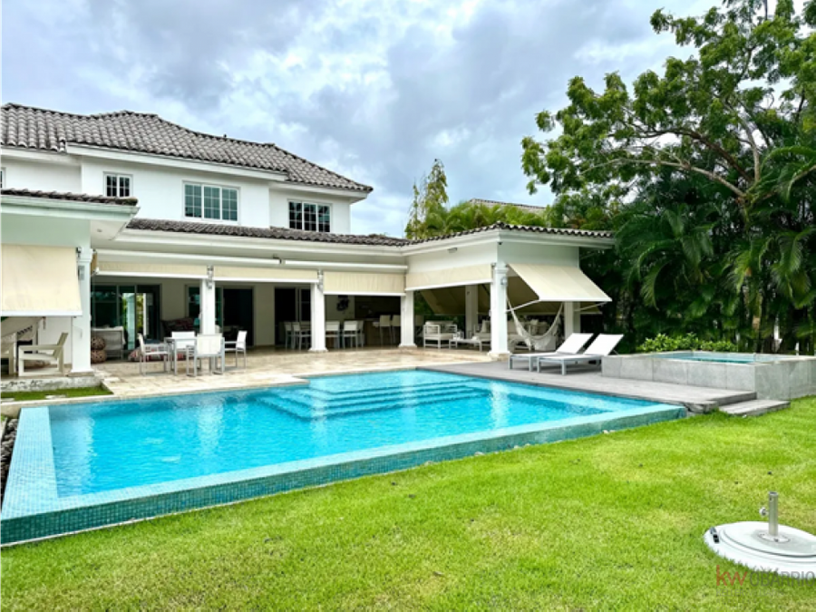 House at PH Bijao Beach Club & Residences