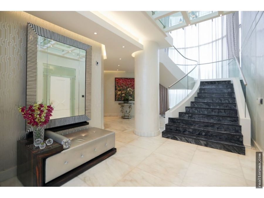 Apartment at Panamá