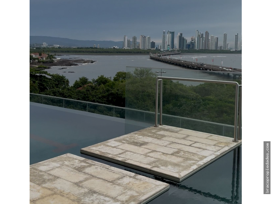 Apartment at Panamá