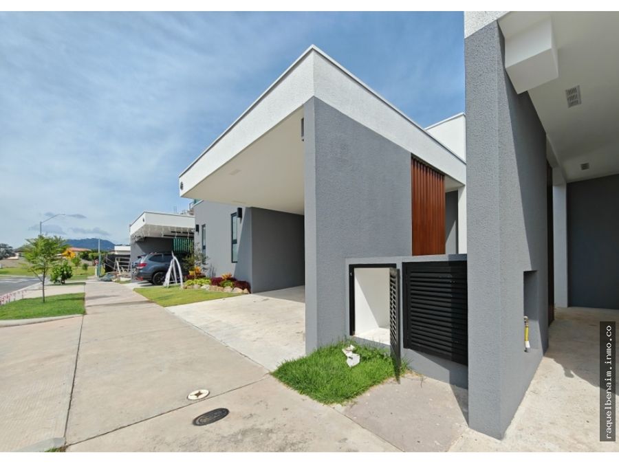 House at Arraiján