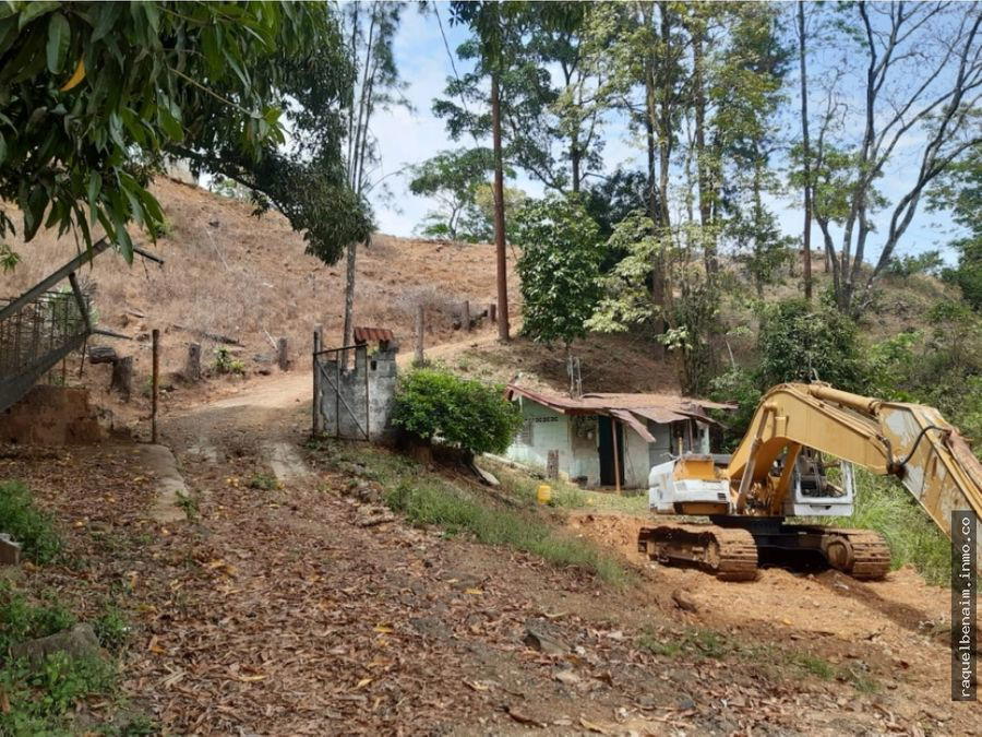 Land at San Miguelito