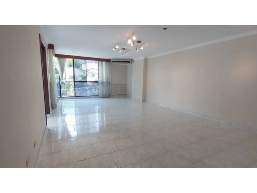 Apartment at Panamá