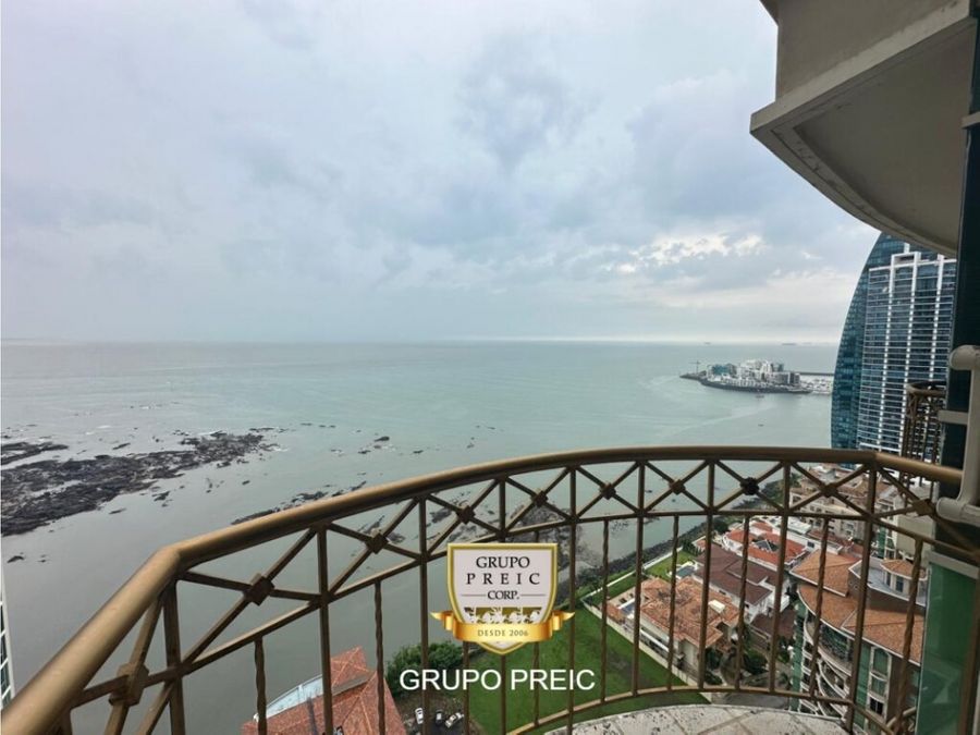 Apartment at Panama