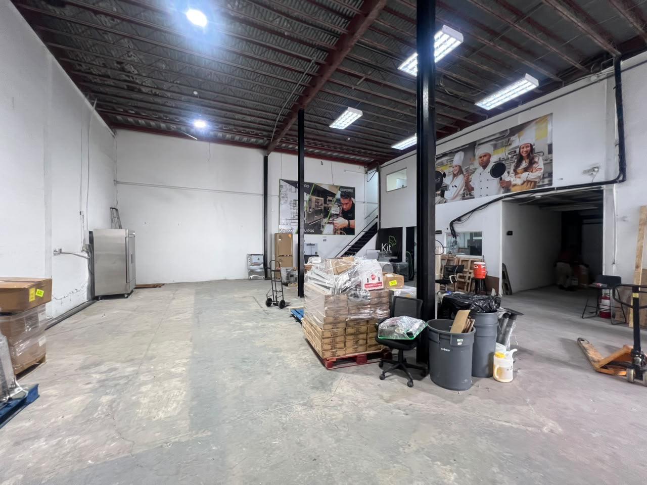 Bodega en costa del este