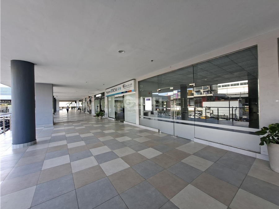 Commercial at Panamá