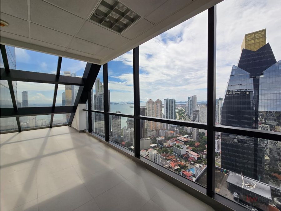 Office at Panamá