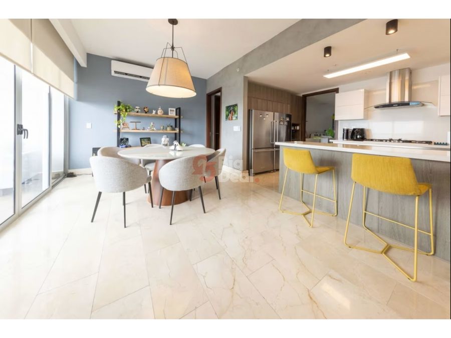 Apartment at Panama