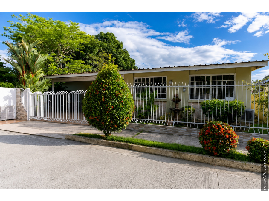 Venta de Casa en Campo Limberg