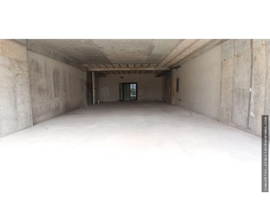 Commercial at Panamá