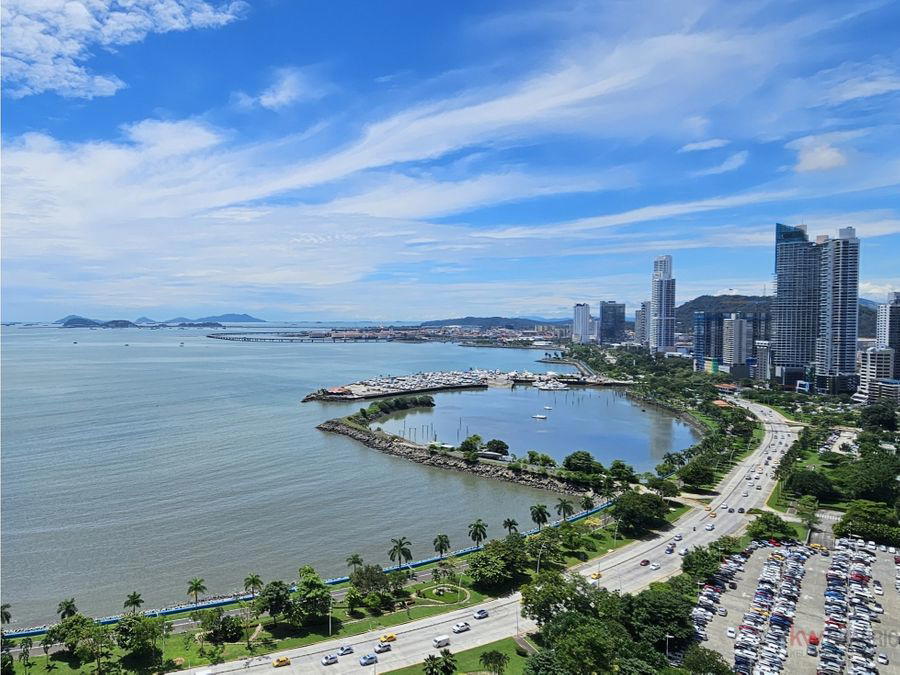 Apartment at PH Waters On the Bay