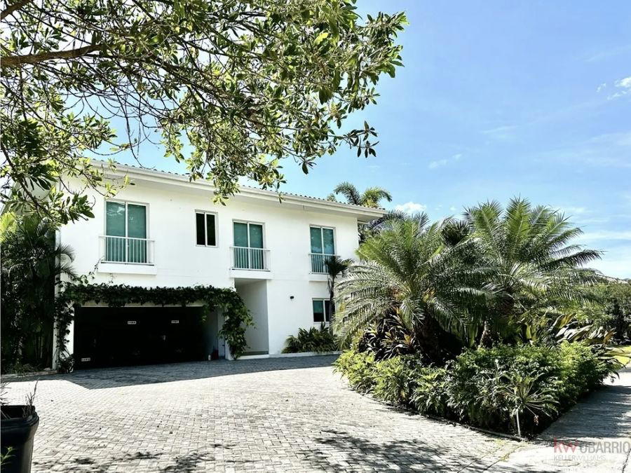 House at PH Bijao Beach Club & Residences