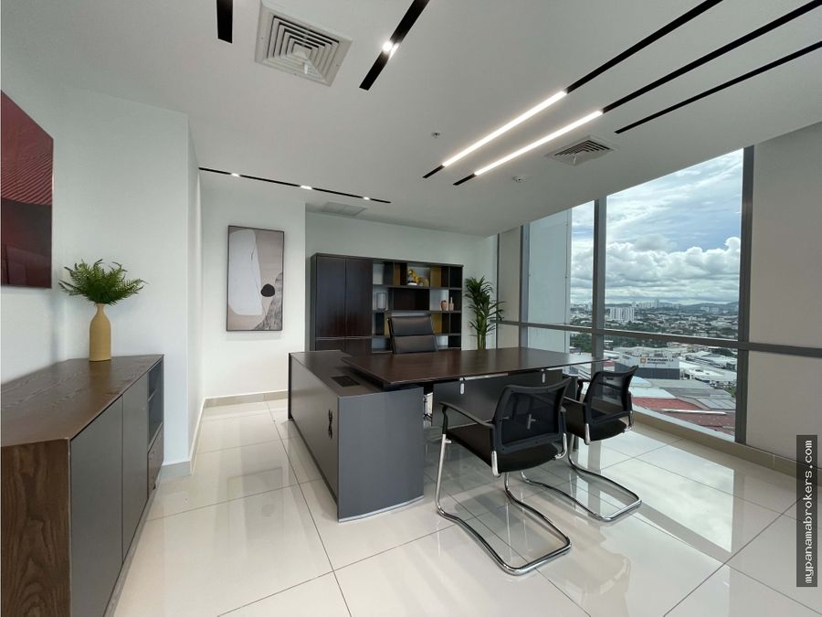 Office at Panamá