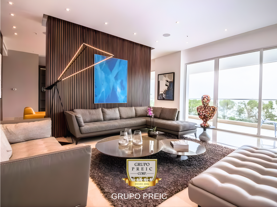 Apartment at Panama