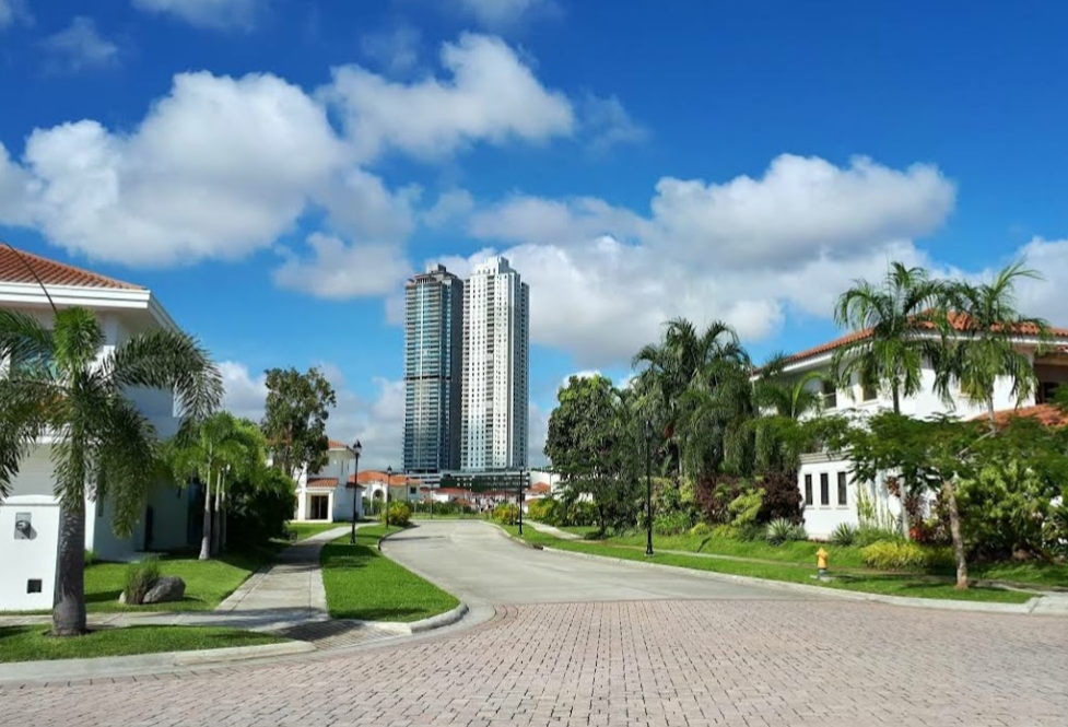 Property at fairway estate santa maria