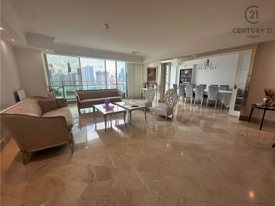 Apartment at Panamá