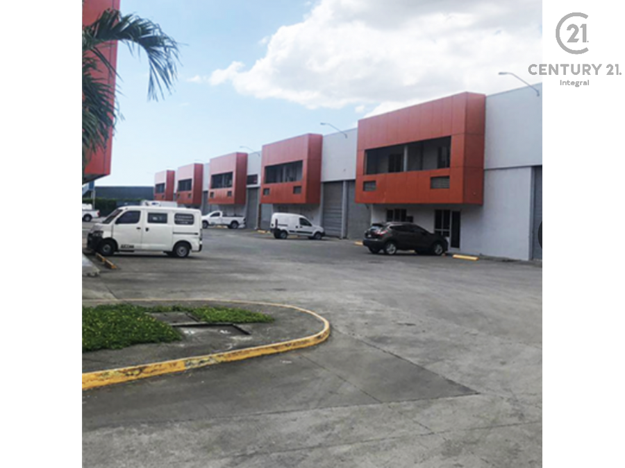 Warehouse at Panamá