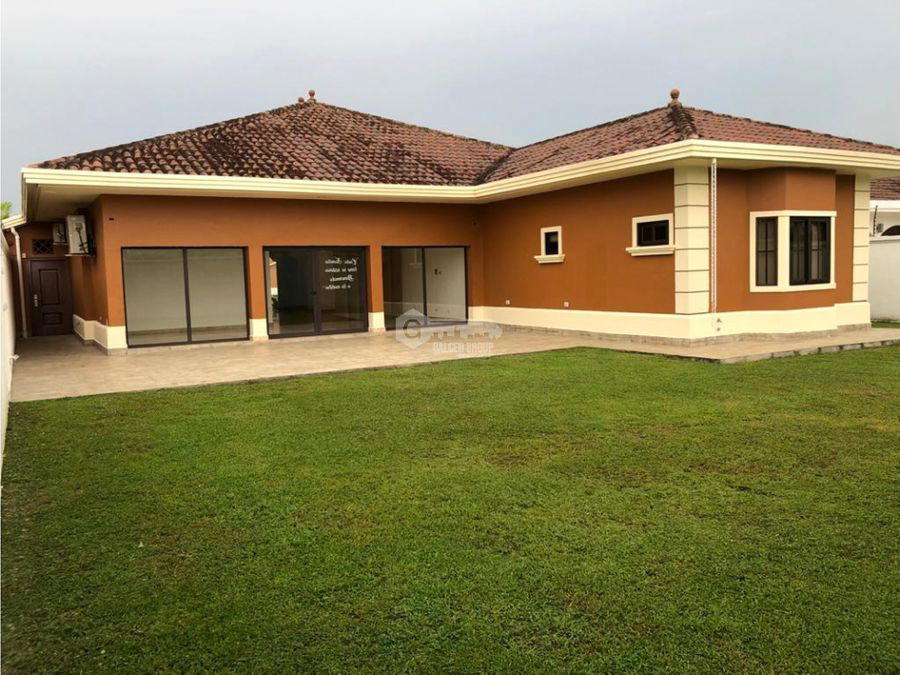 House at Panamá