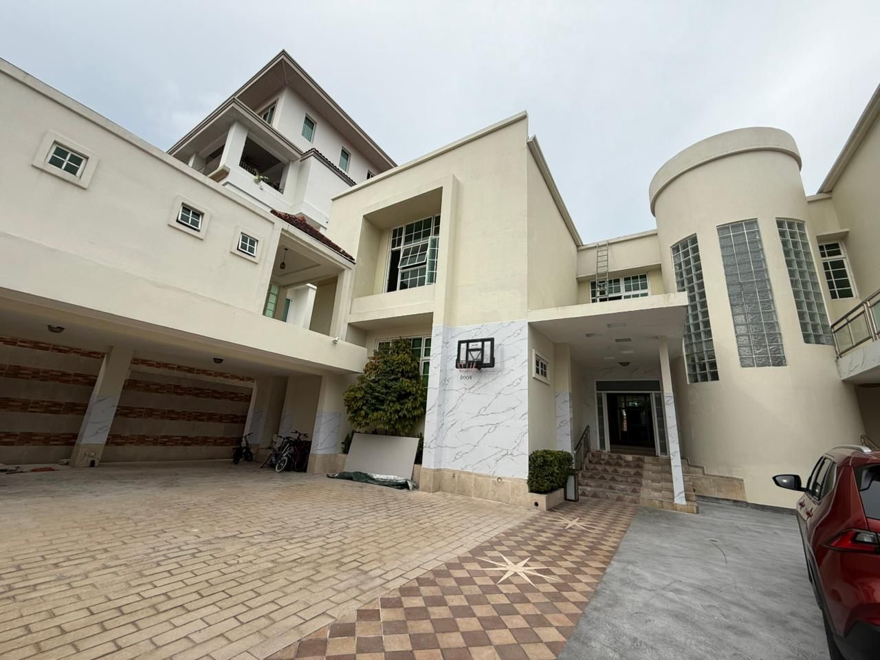 Property at calle 65, san francisco