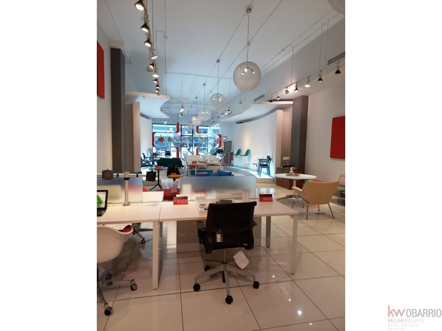 Commercial at Panamá