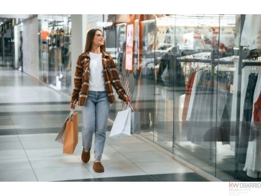 Commercial at Panamá