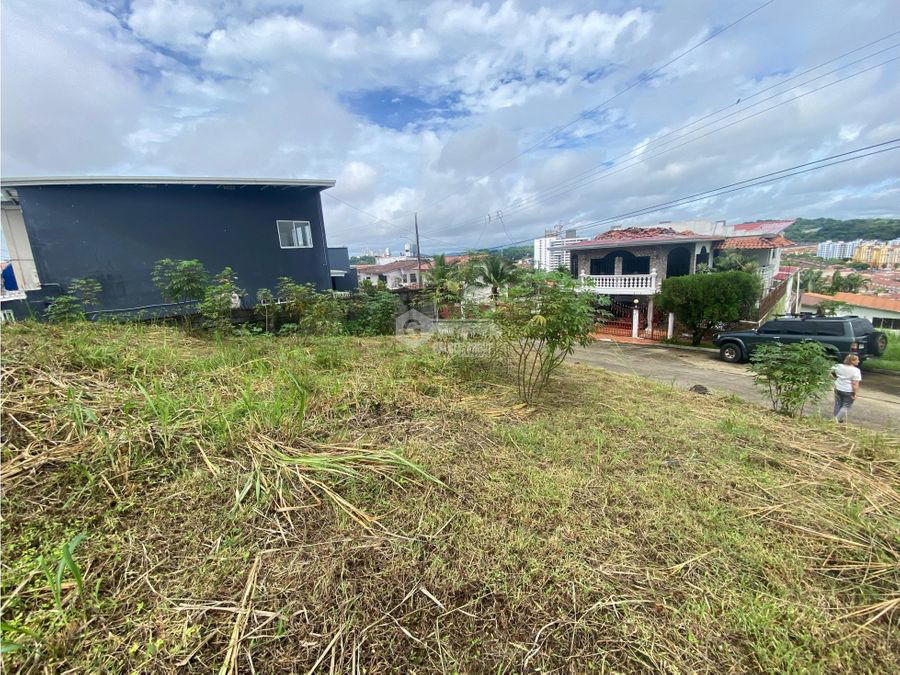 Land at San Miguelito