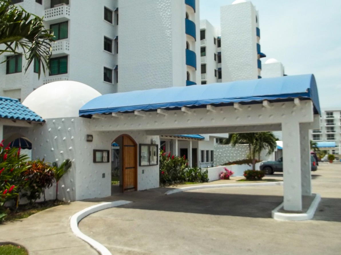 Property at playa blanca, ph los balcones