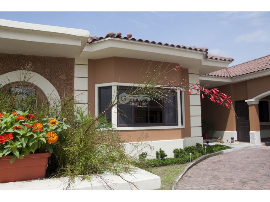 House at Panamá