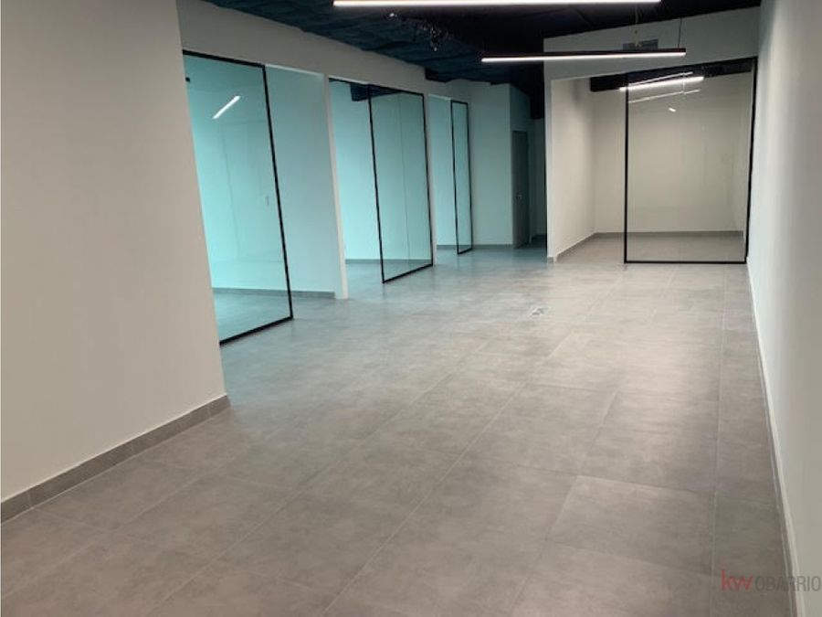 Oficina en Bella Vista