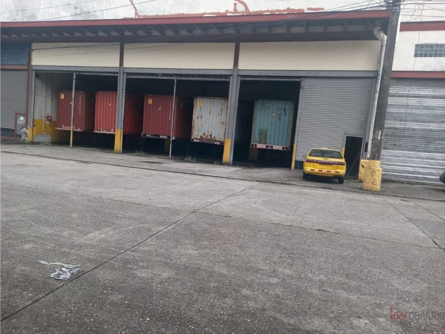 Bodega en Colón