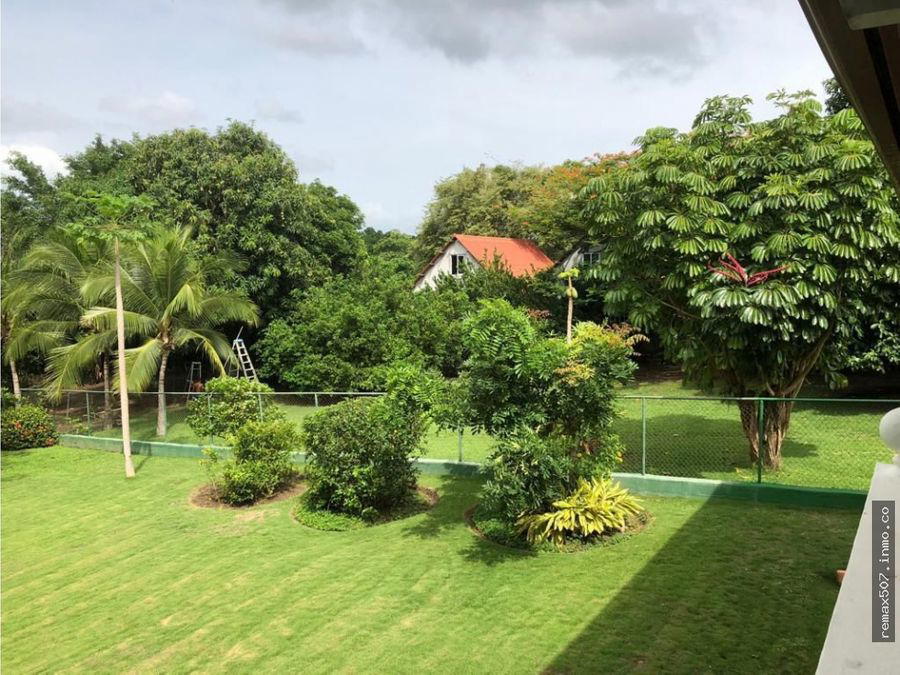 Land at Panamá