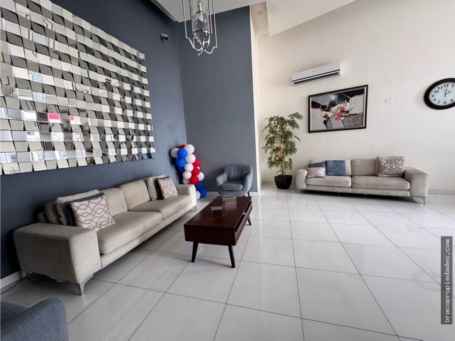 Apartment at Panamá