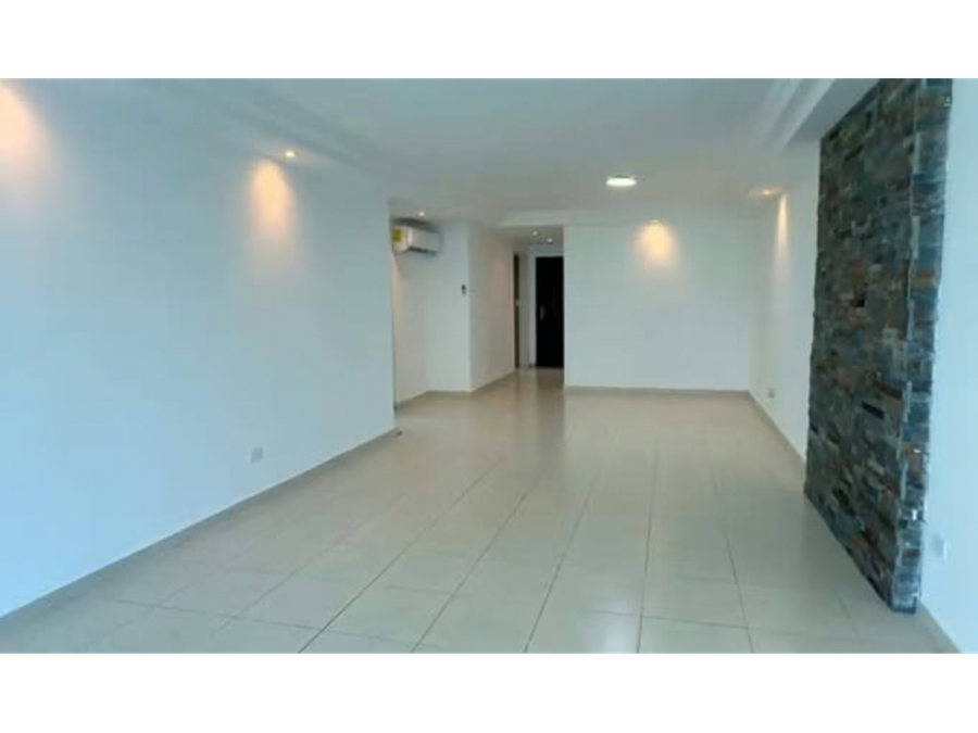 Apartment at Panamá