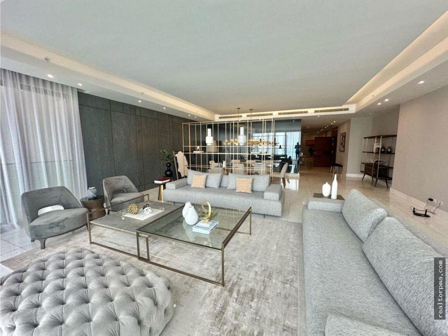 Apartment at Panama