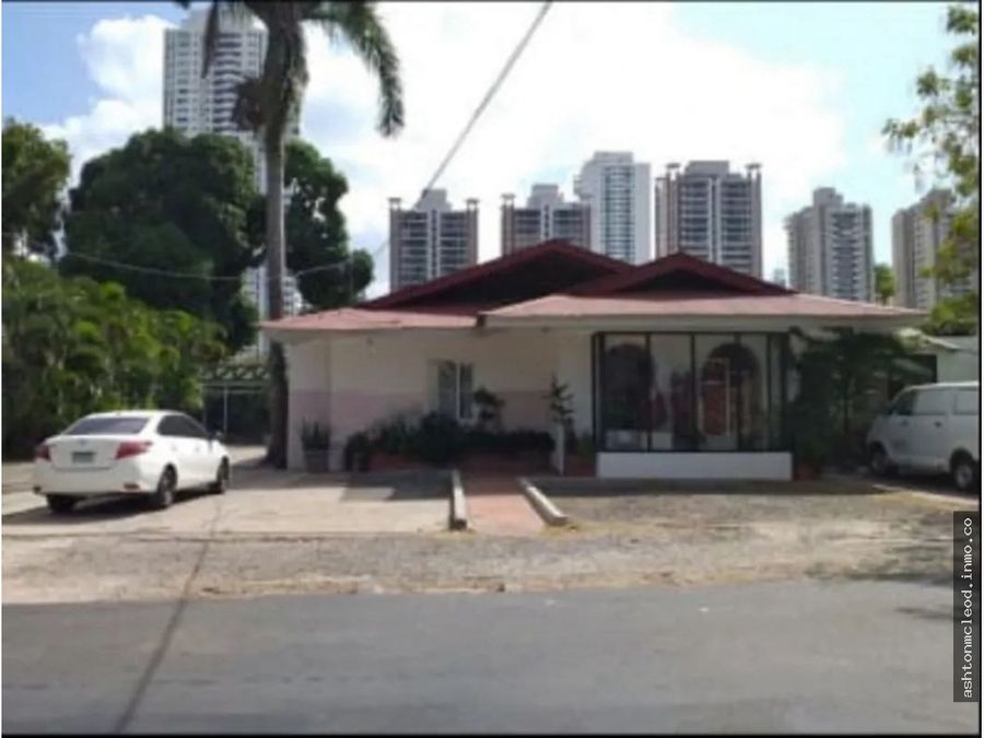 House at Panamá