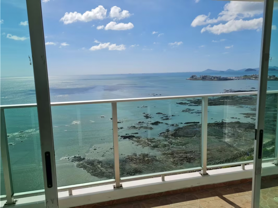Apartment at Panama