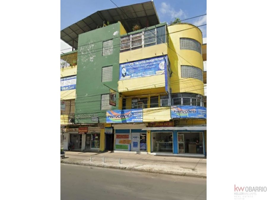 Building at Panamá
