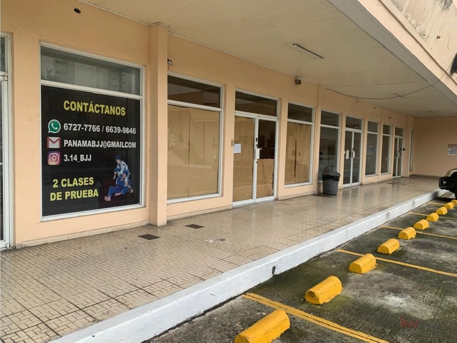 Commercial at Panamá