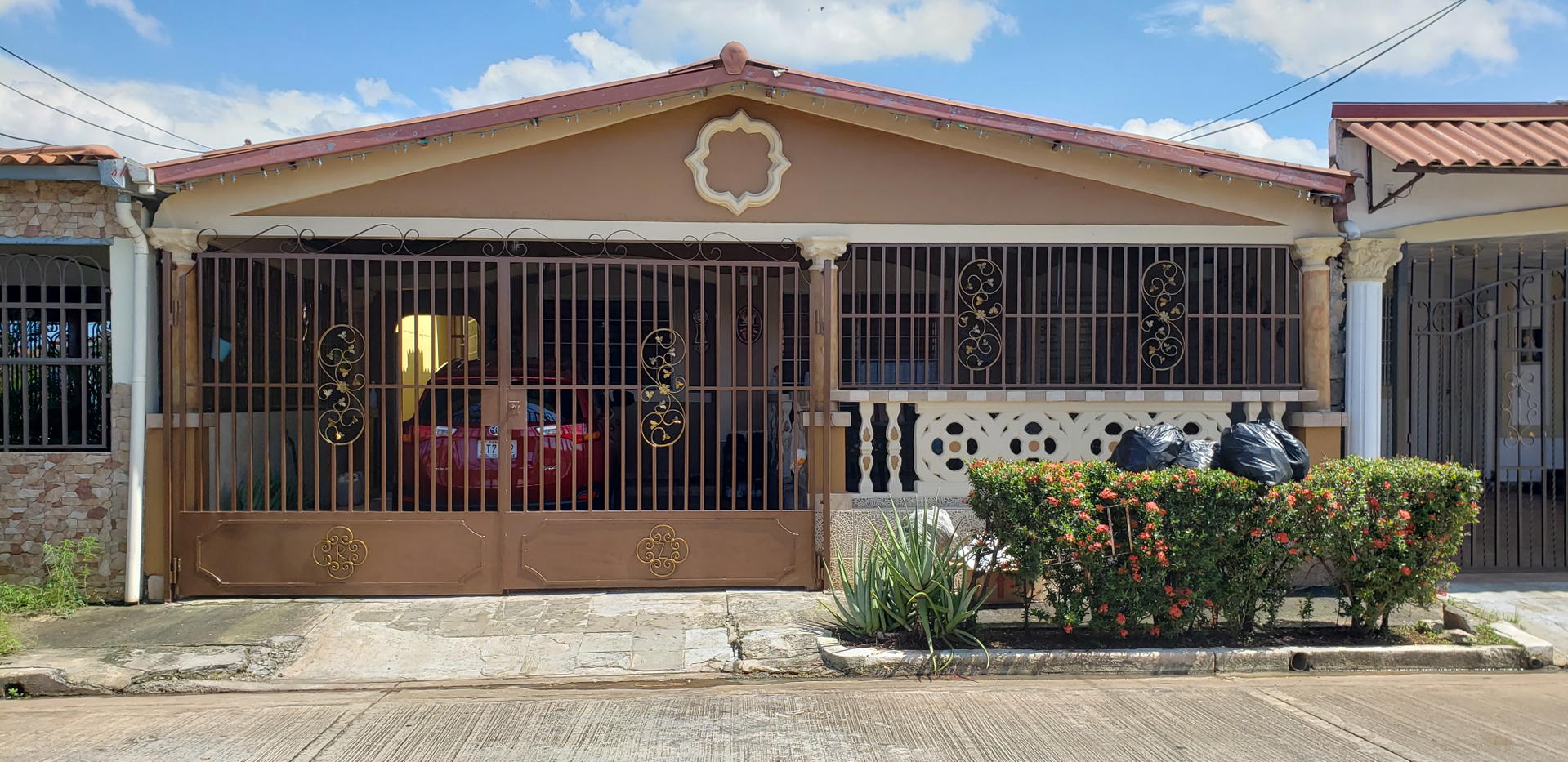 Propiedad en don bosco, la riviera