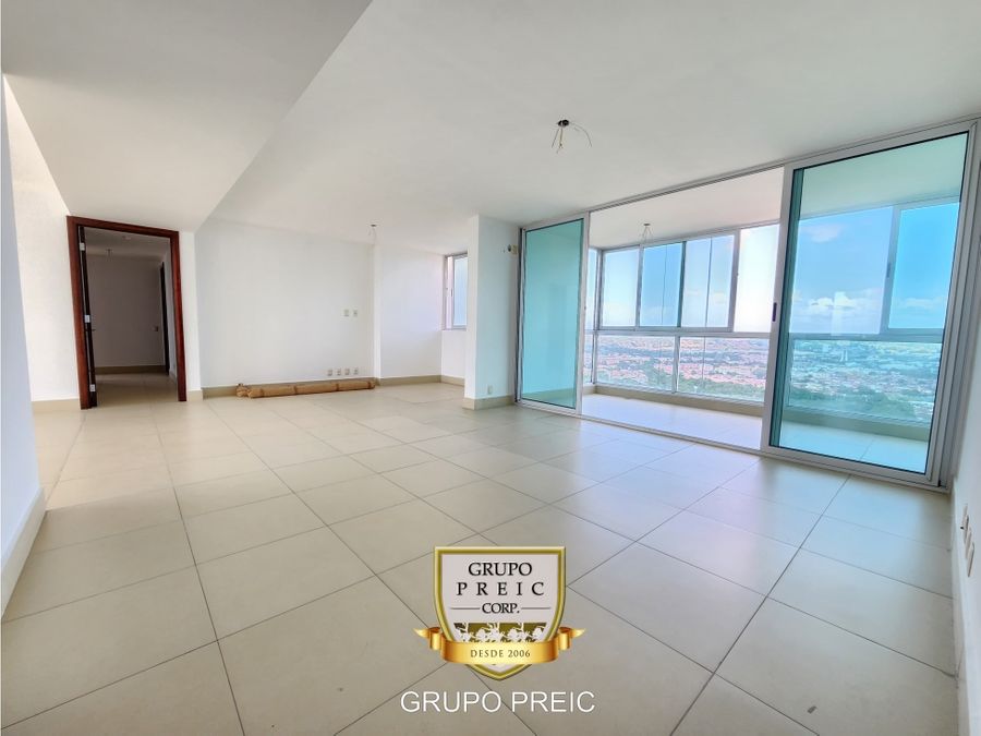 Apartment at Panama