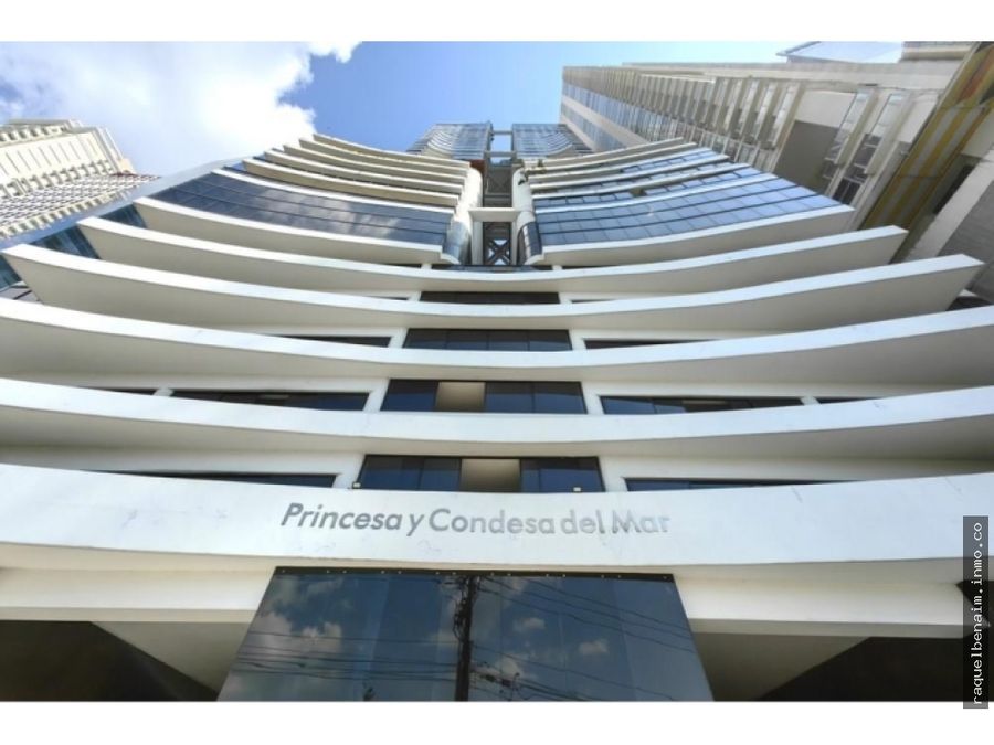 Apartment at Panamá