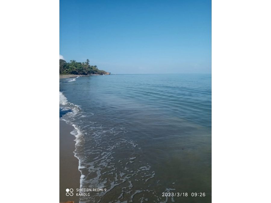 Land at Colón