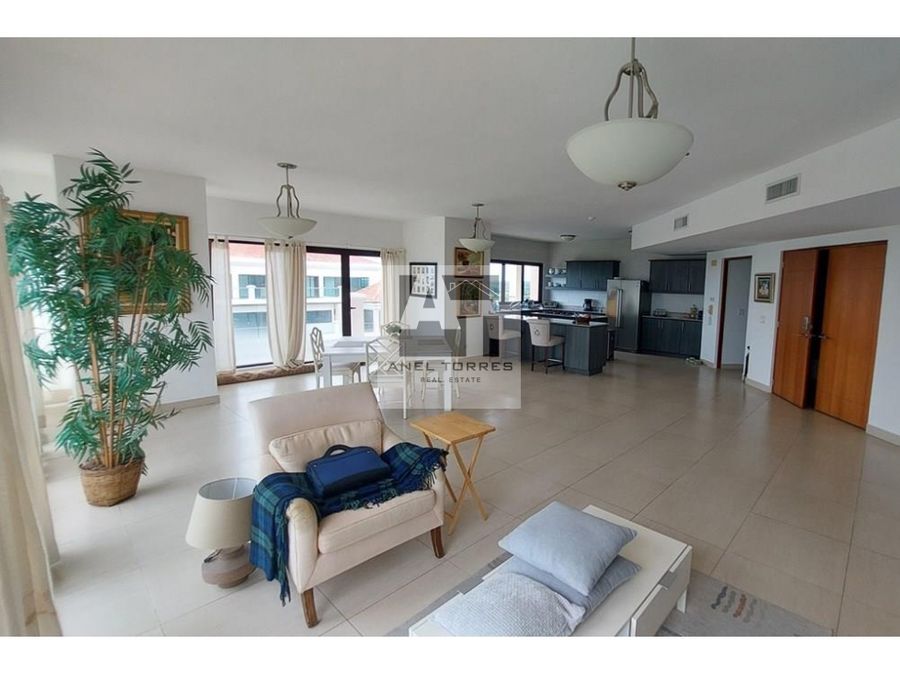 Apartment at San Carlos