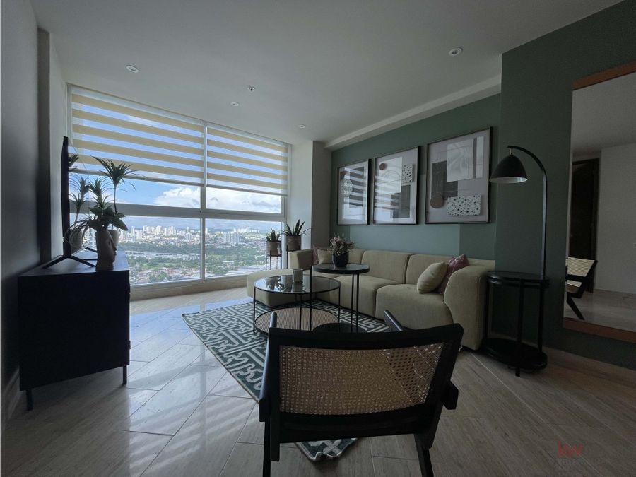 Apartment at PH The Regent