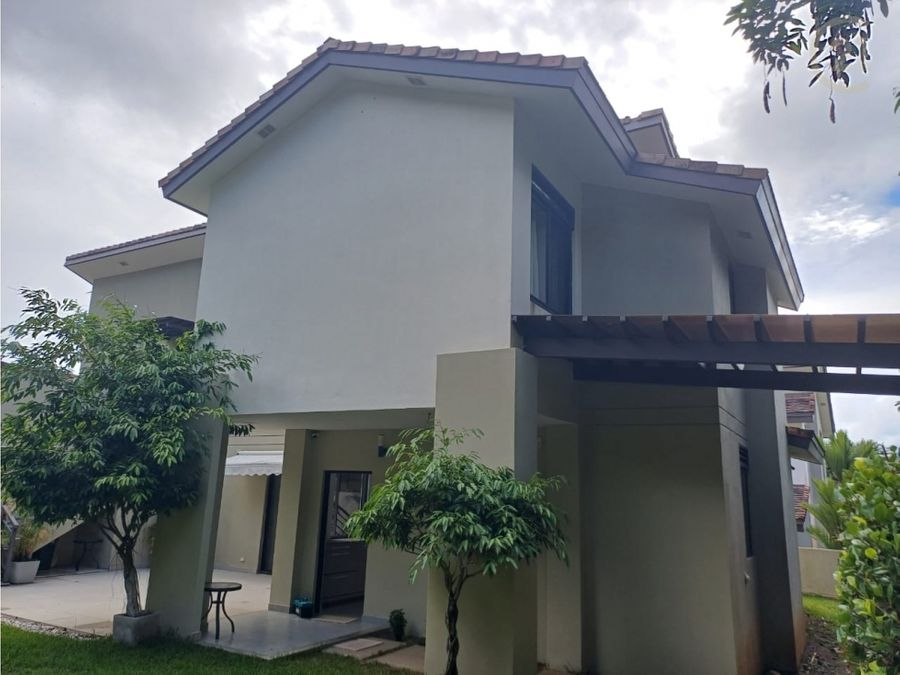 House at PH Nativa